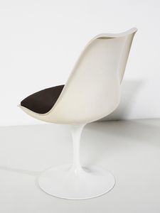 SAARINEN EERO (1910 - 1961) : Sei sedie mod. Tulip per Knoll International, USA  - Asta Asta 438 | DESIGN E ARTI DECORATIVE DEL NOVECENTO Online - Associazione Nazionale - Case d'Asta italiane