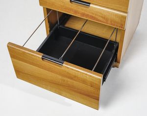 ETTORE SOTTSASS (1917-2007) & HANS VON KLIER (1934-2000) : Cassettiera da ufficio della Linea Direzionale per Olivetti Synthesis, Ivrea  - Asta Asta 438 | DESIGN E ARTI DECORATIVE DEL NOVECENTO Online - Associazione Nazionale - Case d'Asta italiane