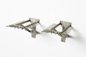 VENINI : Coppia di lampade da parete della serie Trilobo, Murano  - Asta Asta 438 | DESIGN E ARTI DECORATIVE DEL NOVECENTO Online - Associazione Nazionale - Case d'Asta italiane