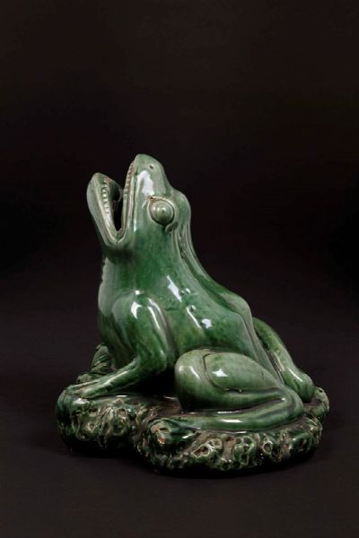 Rana in terracotta a smalto verde, Cina, XX secolo  - Asta Chinese Works of Art - Associazione Nazionale - Case d'Asta italiane