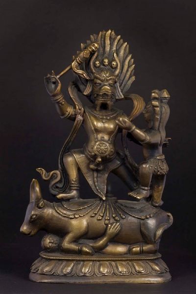 Figura di Outer Yama in bronzo, Cina, Dinastia Qing, XIX secolo  - Asta Chinese Works of Art - Associazione Nazionale - Case d'Asta italiane