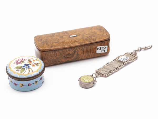 Lotto di curiosit�  - Asta Galanterie e curiosit� - Associazione Nazionale - Case d'Asta italiane