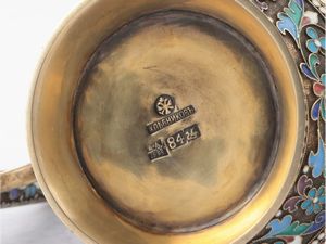 Lattiera in argento vermeil e smalti cloisonn, Ivan Khlebnikov, Mosca 1891  - Asta Galanterie e curiosit - Associazione Nazionale - Case d'Asta italiane