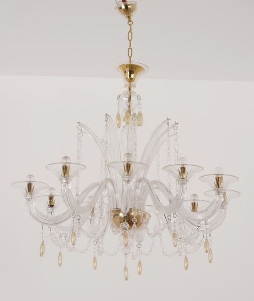 Lampadario a dieci braccia in cristallo di Murano bianco e oro  - Asta Decoro in stile antico Palazzo Pugliese - Associazione Nazionale - Case d'Asta italiane