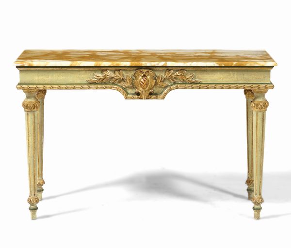 Consolle in legno intagliato, dipinto e dorato. XX secolo  - Asta Decoro in stile antico Palazzo Pugliese - Associazione Nazionale - Case d'Asta italiane