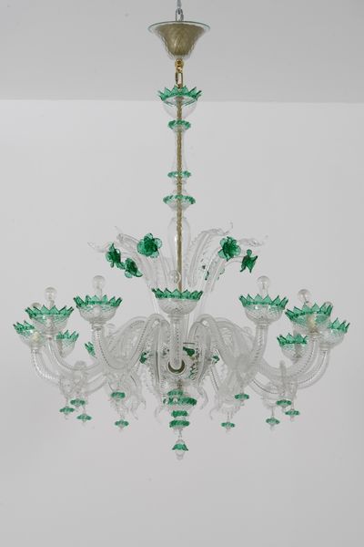 Lampadario a dodici braccia in cristallo di Murano bianco e verde  - Asta Decoro in stile antico Palazzo Pugliese - Associazione Nazionale - Case d'Asta italiane