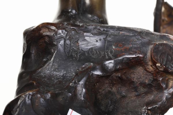 Scultura femminile in metallo. XX secolo  - Asta Antiquariato - Associazione Nazionale - Case d'Asta italiane