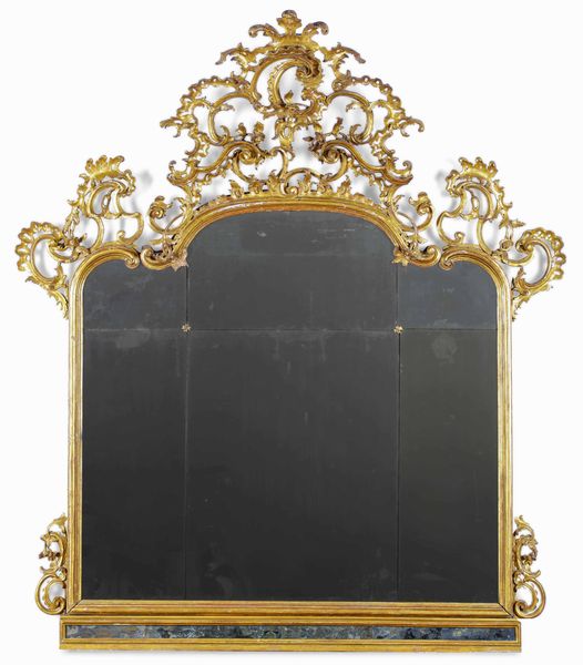 Caminiera in legno scolpito e dorato  - Asta Antiquariato - Associazione Nazionale - Case d'Asta italiane