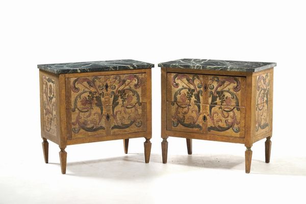 Coppia di cassettoni in legno dipinto. XIX secolo  - Asta Antiquariato - Associazione Nazionale - Case d'Asta italiane
