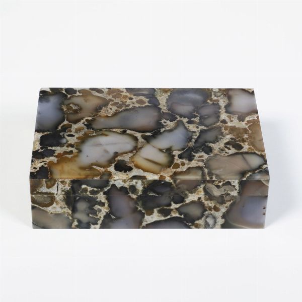 Scatola in pietra dura (agata ?). XX secolo  - Asta Antiquariato - Associazione Nazionale - Case d'Asta italiane