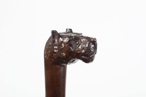 Bastone da passeggio in legno intagliato con testa giaguaro  - Asta Antiquariato - Associazione Nazionale - Case d'Asta italiane