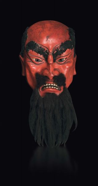 Maschera in legno laccato raffigurante demone, Giappone, XIX secolo  - Asta Fine Chinese Works of Art - Associazione Nazionale - Case d'Asta italiane