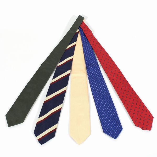 E. Marinella, cinque cravatte in seta  - Asta Gioielli Orologi Fashion Vintage I Web Only - Associazione Nazionale - Case d'Asta italiane