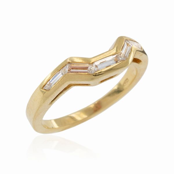 Anello in oro giallo 18kt e diamanti  - Asta Gioielli Orologi Fashion Vintage I Web Only - Associazione Nazionale - Case d'Asta italiane