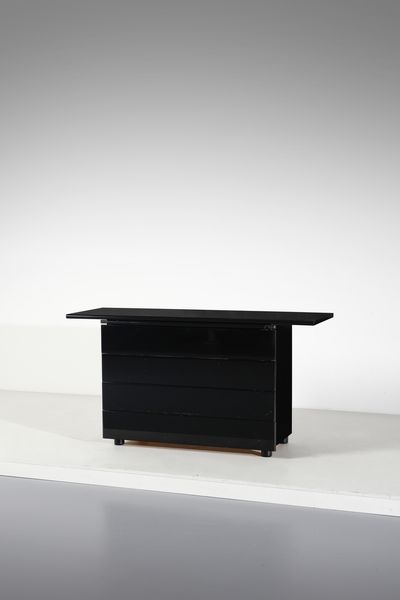 TAKAHAMA KAZUHIDE (1930 - 2010) : nello stile di. Cassettiera, Italia  - Asta Asta 443 | DESIGN E ARTI DECORATIVE DEL NOVECENTO Online - Associazione Nazionale - Case d'Asta italiane