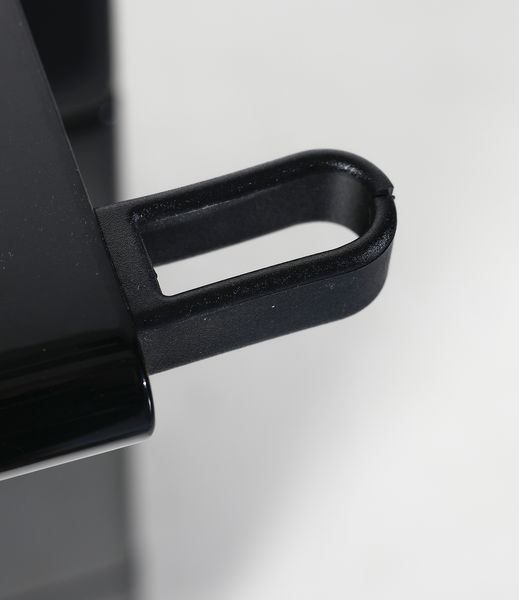 TAKAHAMA KAZUHIDE (1930 - 2010) : nello stile di. Cassettiera, Italia  - Asta Asta 443 | DESIGN E ARTI DECORATIVE DEL NOVECENTO Online - Associazione Nazionale - Case d'Asta italiane