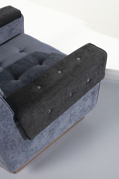 MANIFATTURA ITALIANA : Coppia di poltrone  - Asta Asta 443 | DESIGN E ARTI DECORATIVE DEL NOVECENTO Online - Associazione Nazionale - Case d'Asta italiane