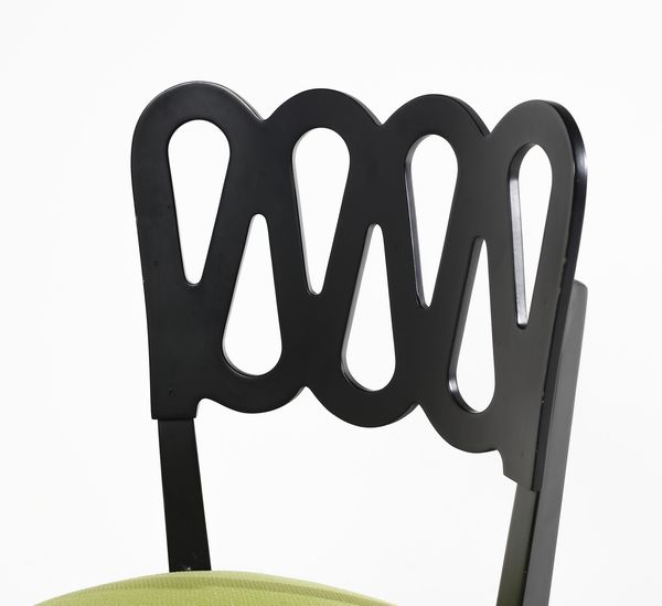 PONTI GIO (1891 - 1979) : Quattro sedie mod. 696 per Montina, Udine  - Asta Asta 443 | DESIGN E ARTI DECORATIVE DEL NOVECENTO Online - Associazione Nazionale - Case d'Asta italiane