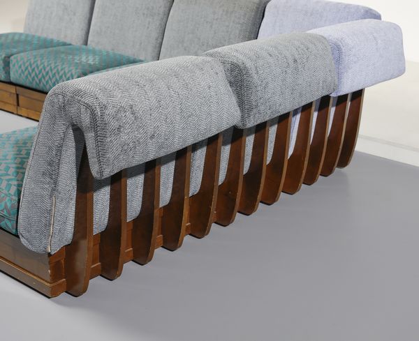 FRIGERIO LUCIANO (1928 - 1999) : Divano modulare (6 pezzi)  - Asta Asta 443 | DESIGN E ARTI DECORATIVE DEL NOVECENTO Online - Associazione Nazionale - Case d'Asta italiane