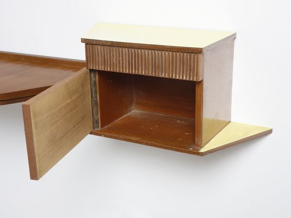 VITTORIO CHIAIA & MASSIMO NAPOLITANO : attribuito. Consolle pensile  - Asta Asta 443 | DESIGN E ARTI DECORATIVE DEL NOVECENTO Online - Associazione Nazionale - Case d'Asta italiane