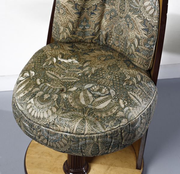 SMANIA ALBERTO : Sei poltroncine a pozzetto  - Asta Asta 443 | DESIGN E ARTI DECORATIVE DEL NOVECENTO Online - Associazione Nazionale - Case d'Asta italiane