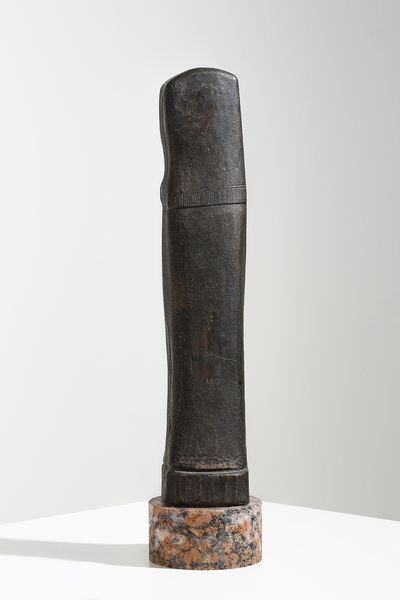 BURCHIELLARO LORENZO (n. 1933) : Madonna con Bambino Scultura  - Asta Asta 443 | DESIGN E ARTI DECORATIVE DEL NOVECENTO Online - Associazione Nazionale - Case d'Asta italiane