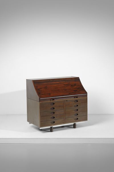 FRATTINI GIANFRANCO (1926 - 2004) : Cassettone con scrittoio per Bernini, Ceriano Laghetto  - Asta Asta 443 | DESIGN E ARTI DECORATIVE DEL NOVECENTO Online - Associazione Nazionale - Case d'Asta italiane