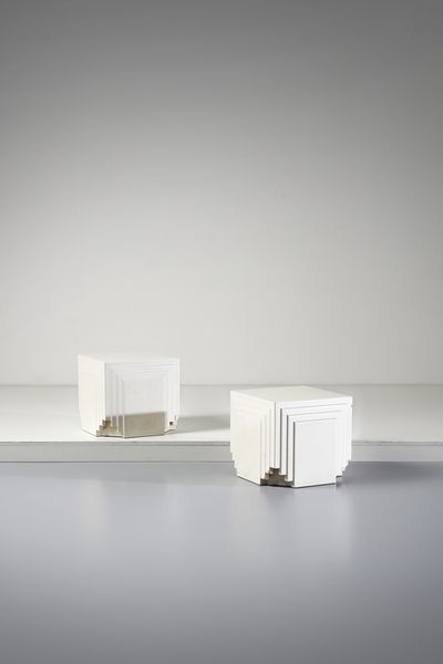 SOTTSASS ETTORE (1917 - 2007) : attribuito. Coppia di tavolini  - Asta Asta 443 | DESIGN E ARTI DECORATIVE DEL NOVECENTO Online - Associazione Nazionale - Case d'Asta italiane