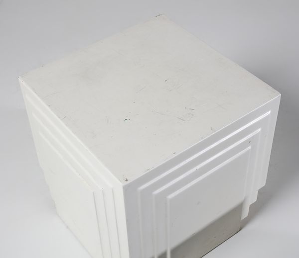 SOTTSASS ETTORE (1917 - 2007) : attribuito. Coppia di tavolini  - Asta Asta 443 | DESIGN E ARTI DECORATIVE DEL NOVECENTO Online - Associazione Nazionale - Case d'Asta italiane