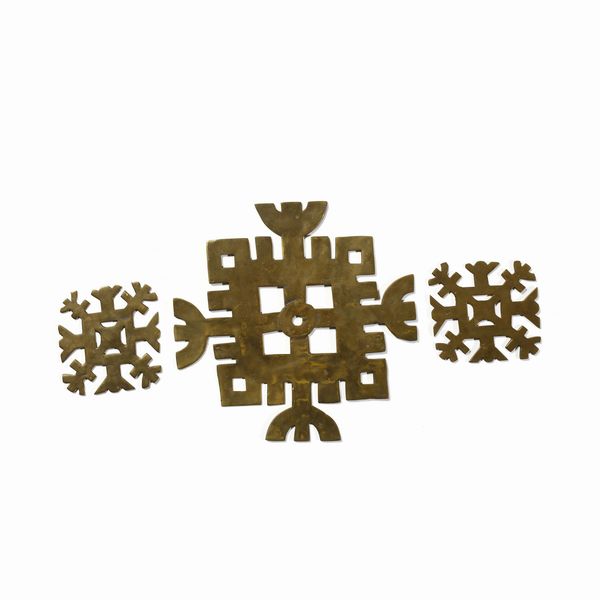 POMODORO GIO (1930-2002) & ARNALDO (n. 1926) : Tre oggetti decorativi per Il Sestante, Milano  - Asta Asta 443 | DESIGN E ARTI DECORATIVE DEL NOVECENTO Online - Associazione Nazionale - Case d'Asta italiane