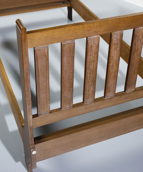 FRANCO ALBINI (1905-1977) & FRANCA HELG (1920-1989) : Coppia di letti singoli mod. LT28 per Poggi, Pavia  - Asta Asta 443 | DESIGN E ARTI DECORATIVE DEL NOVECENTO Online - Associazione Nazionale - Case d'Asta italiane