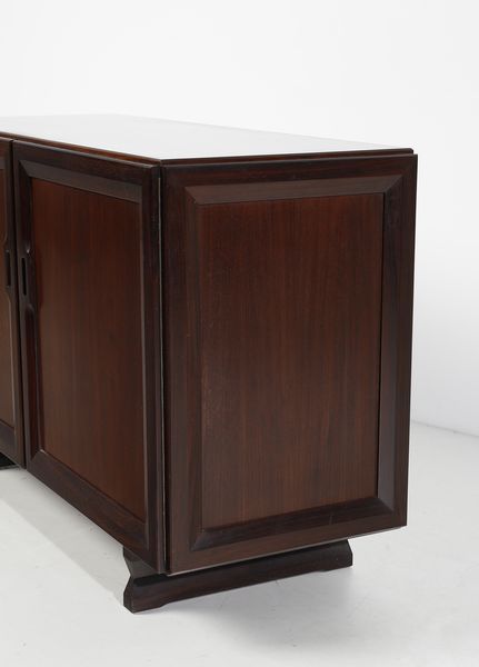 ALBINI FRANCO (1905 - 1977) : Mobile contenitore a due ante mod. MB15 per Poggi, Pavia  - Asta Asta 443 | DESIGN E ARTI DECORATIVE DEL NOVECENTO Online - Associazione Nazionale - Case d'Asta italiane