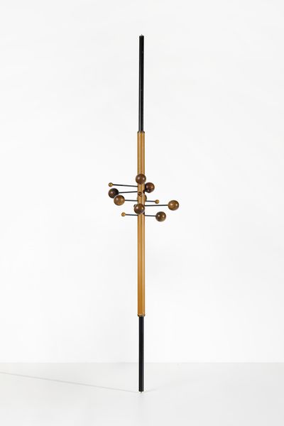 BORSANI OSVALDO (1911 - 1985) : Appendiabiti telescopico girevole regolabile in altezza mod. AT16 per Tecno, Varedo  - Asta Asta 443 | DESIGN E ARTI DECORATIVE DEL NOVECENTO Online - Associazione Nazionale - Case d'Asta italiane