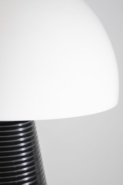 MANIFATTURA ITALIANA : Lampada da tavolo  - Asta Asta 443 | DESIGN E ARTI DECORATIVE DEL NOVECENTO Online - Associazione Nazionale - Case d'Asta italiane