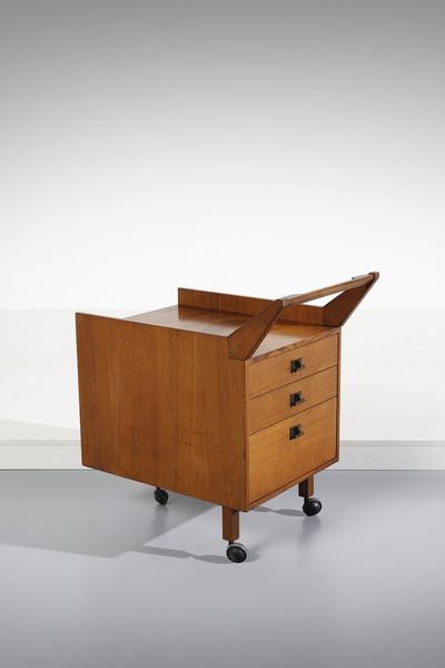 FRANCO ALBINI (1905-1977) & FRANCA HELG (1920-1989) : Cassettiera mobile mod. CM24 per Poggi, Pavia  - Asta Asta 443 | DESIGN E ARTI DECORATIVE DEL NOVECENTO Online - Associazione Nazionale - Case d'Asta italiane