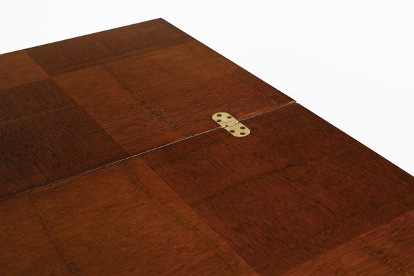 AGNOLI TITO (1931 - 2012) : Consolle estensibile mod. T5 per Bonacina, Lurago d'Erba  - Asta Asta 443 | DESIGN E ARTI DECORATIVE DEL NOVECENTO Online - Associazione Nazionale - Case d'Asta italiane