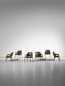 PARISI ICO (1916 - 1996) - Sei sedie con braccioli mod. 814 per Cassina, Meda