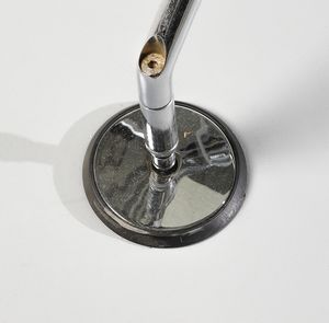 NORMAN FOSTER  (n. 1935) : Tavolo della serie Nomos per Tecno, Varedo  - Asta Asta 443 | DESIGN E ARTI DECORATIVE DEL NOVECENTO Online - Associazione Nazionale - Case d'Asta italiane