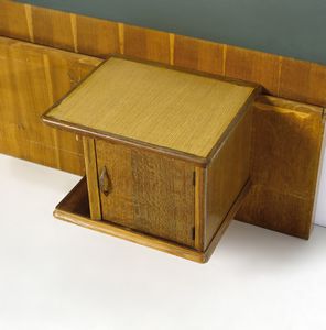 DETTI EDOARDO (1913 - 1984) : Testiera di letto matrimoniale con comodini pensili, Firenze  - Asta Asta 443 | DESIGN E ARTI DECORATIVE DEL NOVECENTO Online - Associazione Nazionale - Case d'Asta italiane