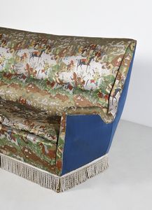 I.S.A. : Divano a tre posti, Ponte San Pietro  - Asta Asta 443 | DESIGN E ARTI DECORATIVE DEL NOVECENTO Online - Associazione Nazionale - Case d'Asta italiane