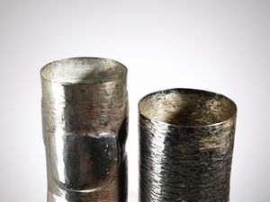 ATELIER DES ORFEVRES : Due vasi, Padova  - Asta Asta 443 | DESIGN E ARTI DECORATIVE DEL NOVECENTO Online - Associazione Nazionale - Case d'Asta italiane