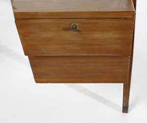 ROMANO AUGUSTO : attribuito. Scrivania da centro  - Asta Asta 443 | DESIGN E ARTI DECORATIVE DEL NOVECENTO Online - Associazione Nazionale - Case d'Asta italiane