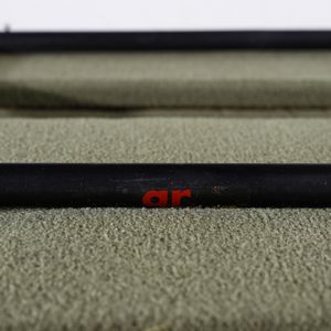 NAKAI TAICHIRO (n. 1954) : Divano con tavolino da appoggio, prodotto da Rossi D'Albizzate per La Selettiva del mobile Cant  - Asta Asta 443 | DESIGN E ARTI DECORATIVE DEL NOVECENTO Online - Associazione Nazionale - Case d'Asta italiane