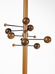 BORSANI OSVALDO (1911 - 1985) : Appendiabiti telescopico girevole regolabile in altezza mod. AT16 per Tecno, Varedo  - Asta Asta 443 | DESIGN E ARTI DECORATIVE DEL NOVECENTO Online - Associazione Nazionale - Case d'Asta italiane