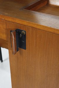 PARISI ICO (1916 - 1996) : Mobile toilette e mobile comodino per camera da letto Positano per M.I.M., Roma  - Asta Asta 443 | DESIGN E ARTI DECORATIVE DEL NOVECENTO Online - Associazione Nazionale - Case d'Asta italiane