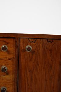 COSLIN GEORGE : Credenza per 3V Arredamenti Padova  - Asta Asta 443 | DESIGN E ARTI DECORATIVE DEL NOVECENTO Online - Associazione Nazionale - Case d'Asta italiane