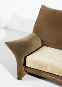 GUARNACCI EMILIO (n. 1938) : Divano a due posti mod. Falena per 1P Industria Chimica per l'Arredamento, Italia  - Asta Asta 443 | DESIGN E ARTI DECORATIVE DEL NOVECENTO Online - Associazione Nazionale - Case d'Asta italiane