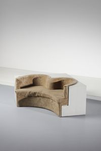 Archizoom Associati : Un modulo del divano - isola soggiorno mod. Safar per Poltronova, Firenze  - Asta Asta 443 | DESIGN E ARTI DECORATIVE DEL NOVECENTO Online - Associazione Nazionale - Case d'Asta italiane