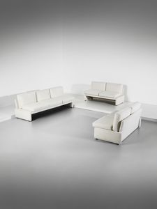 MANIFATTURA ITALIANA - Divano a tre posti e due divani a due posti