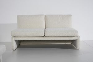 MANIFATTURA ITALIANA : Divano a tre posti e due divani a due posti  - Asta Asta 443 | DESIGN E ARTI DECORATIVE DEL NOVECENTO Online - Associazione Nazionale - Case d'Asta italiane